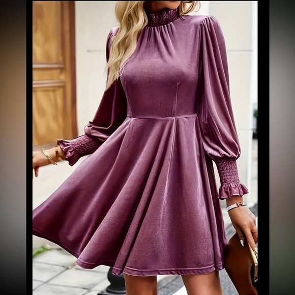 Shirred Lantern Sleeve Dress, Elegant Solid Velvet Mock Neck A-line Dress - Picture 4 of 5